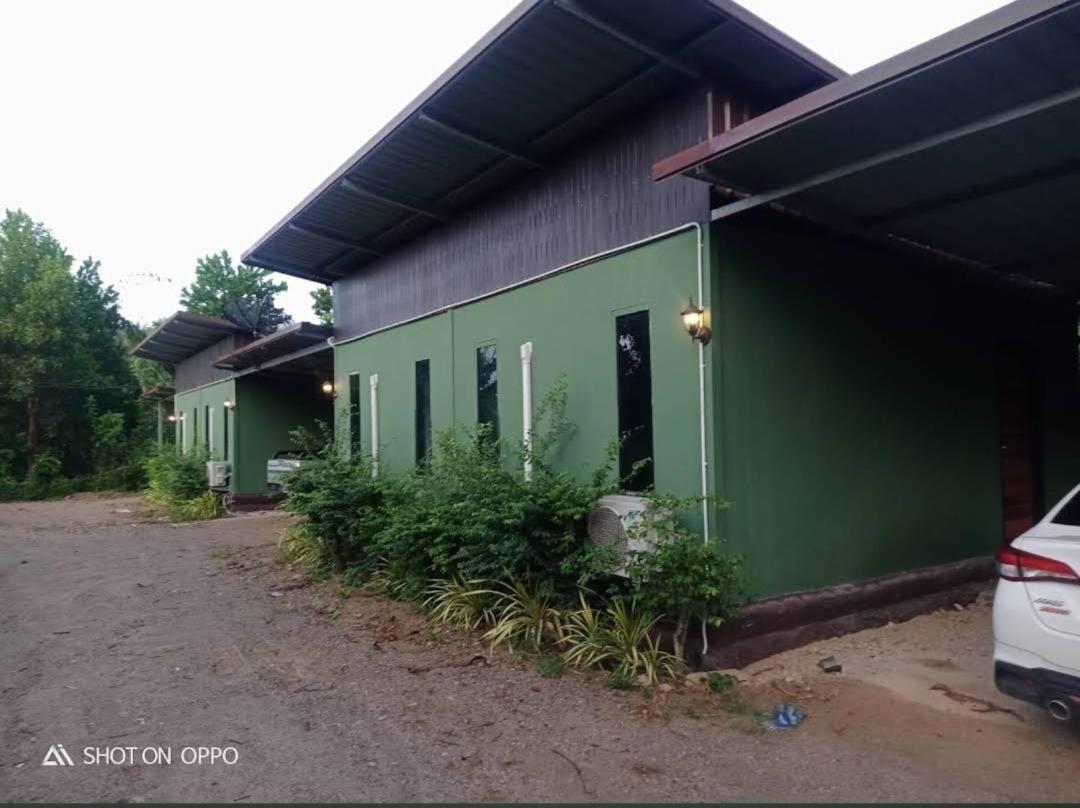 Green Garden Homestay Ban Khlong Wa Exterior photo